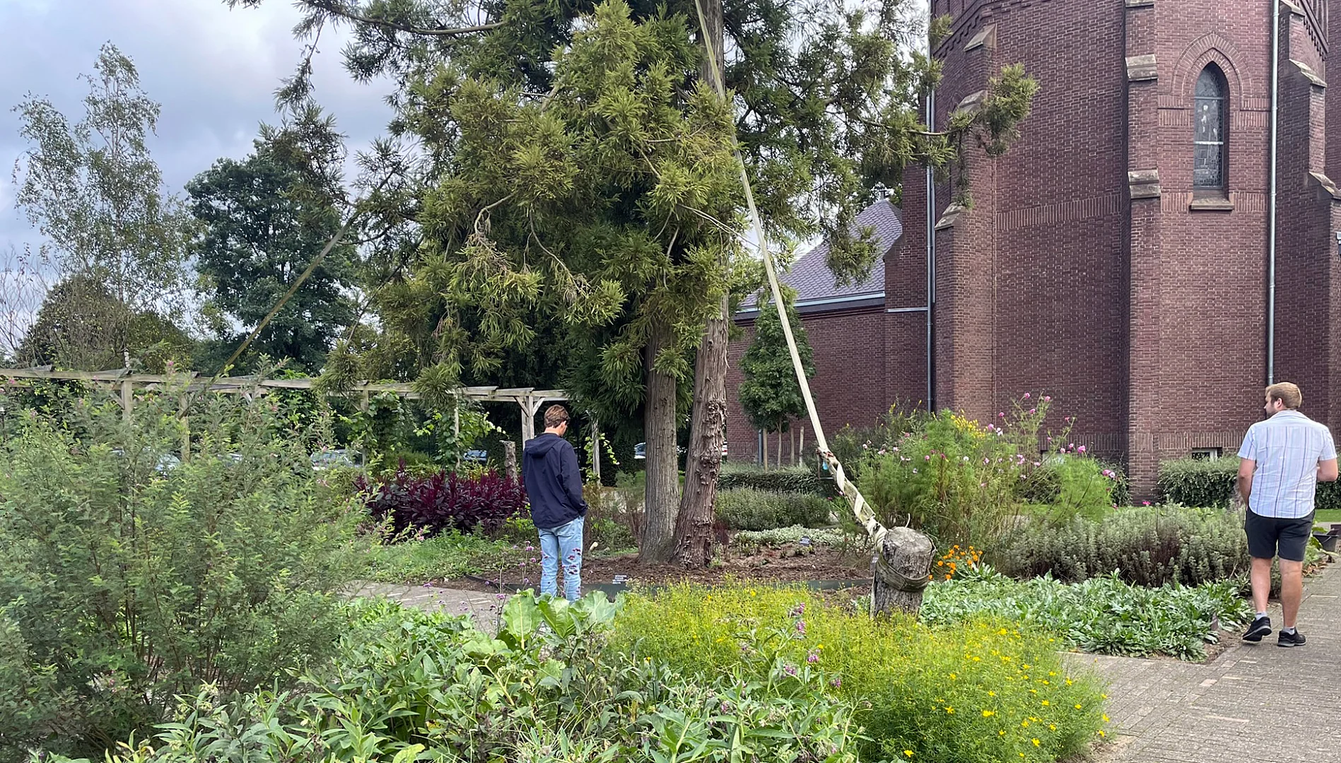 Herinrichting kloostertuin